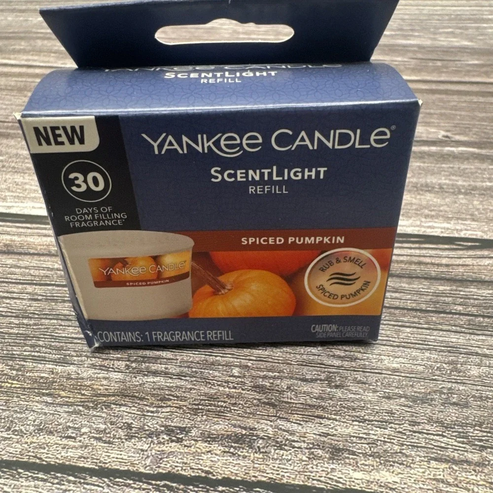 Yankee Candle ScentLight Refill Spiced Pumpkin 30 Days Room Filling Fragrance